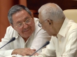 Raúl Castro y Juan Almeida Bosque